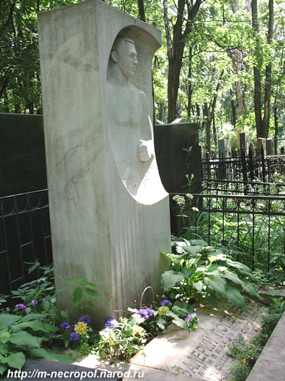 могила В. Попенченко, фото Двамала 2006 г.